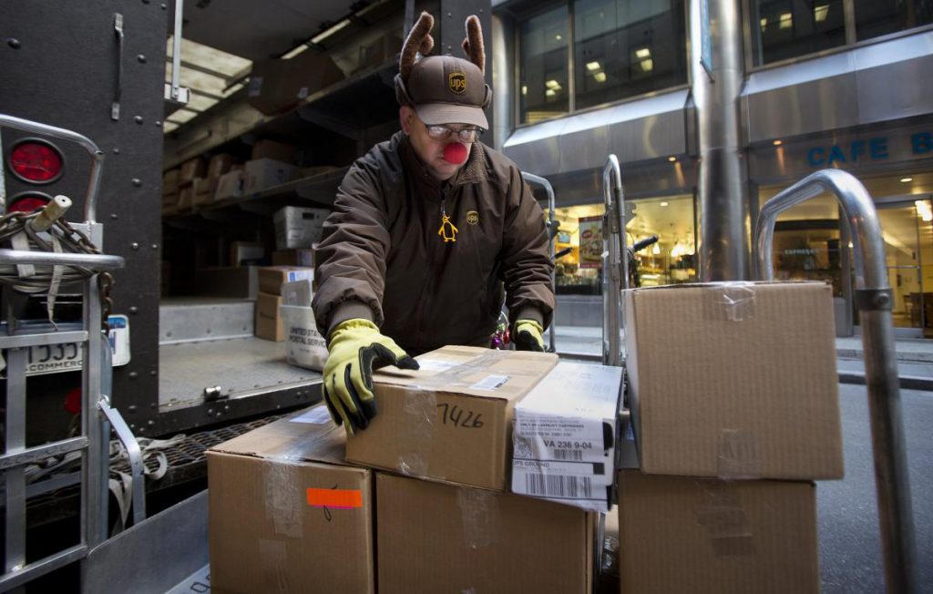 Online Shopping is Crowding Cities with Delivery Trucks – Here’s How they can Make it Better