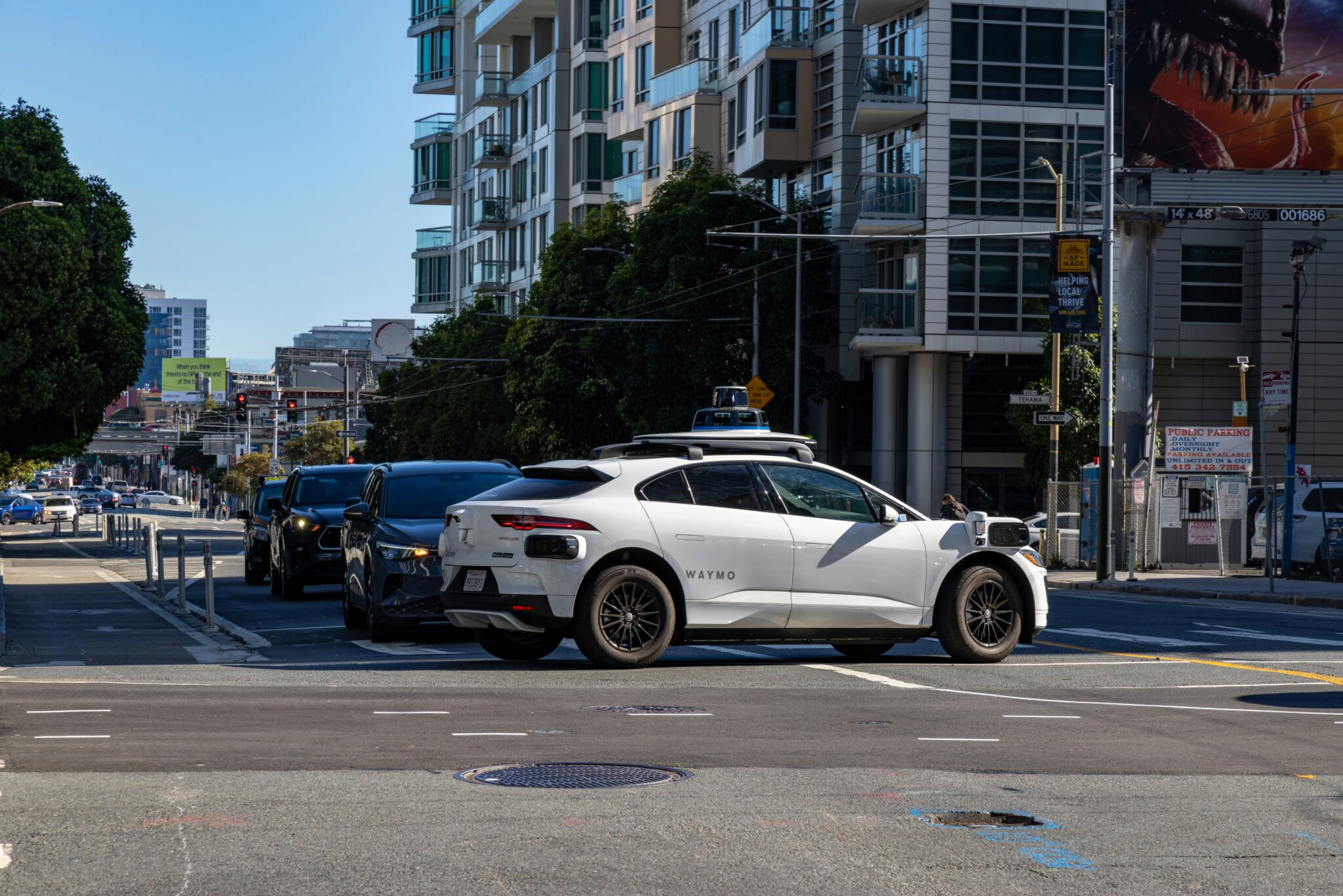 Waymo taxi in San Francisco